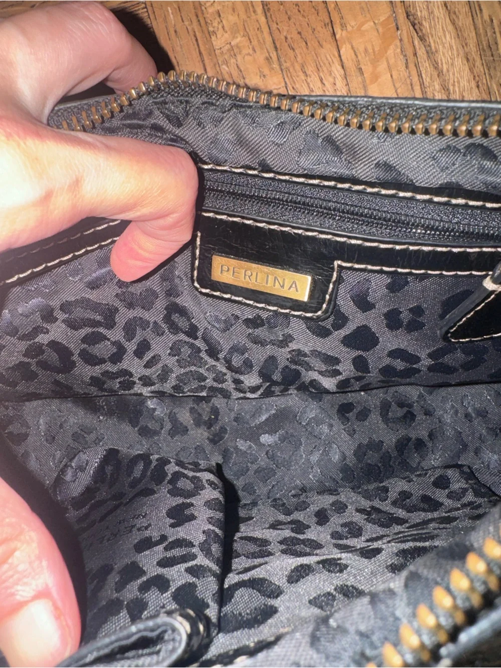 Perlina Black Women's Shoulder Bag with Front Pocket